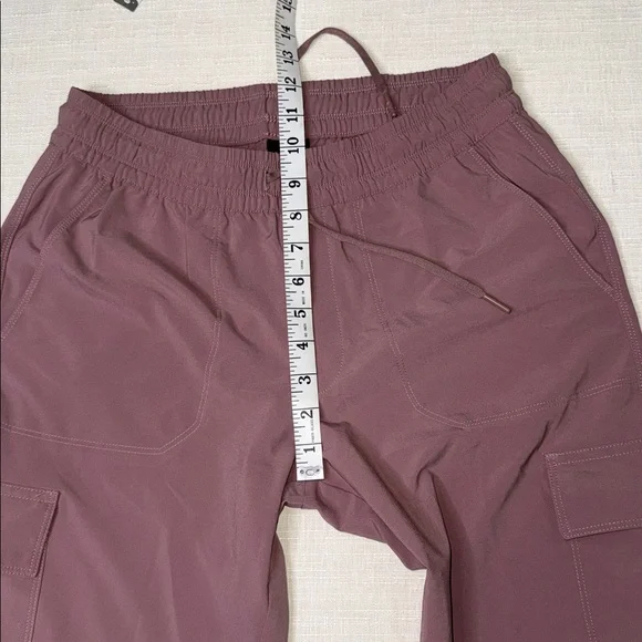 The North Face Mauve Cargo Jogger Pants Women’s - Picture 9 of 13